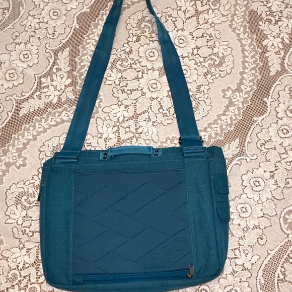 OGIO Crossbody Laptop Tablet Book Bag - Picture 7 of 15